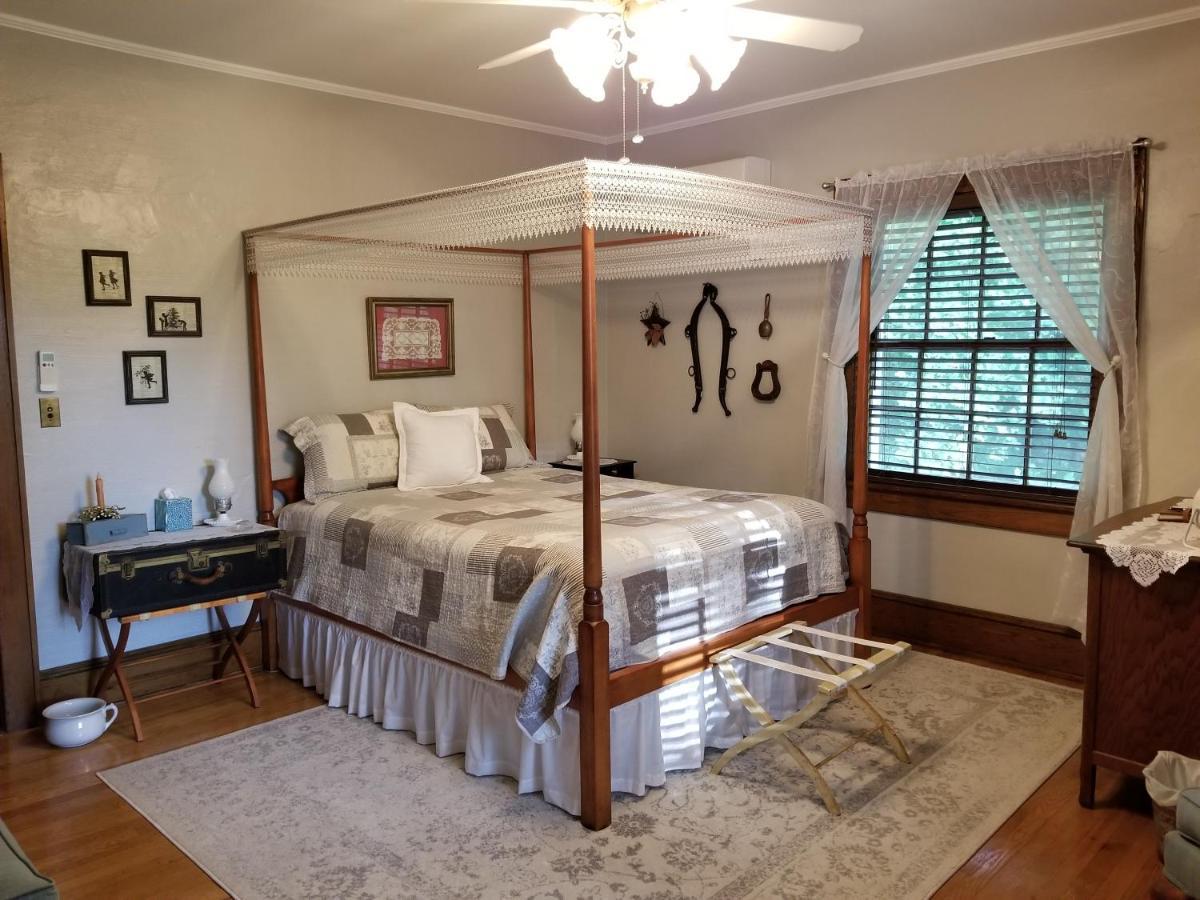 Almost Heaven Bed & Breakfast Waynesville Extérieur photo