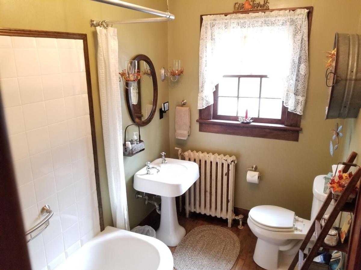 Almost Heaven Bed & Breakfast Waynesville Extérieur photo