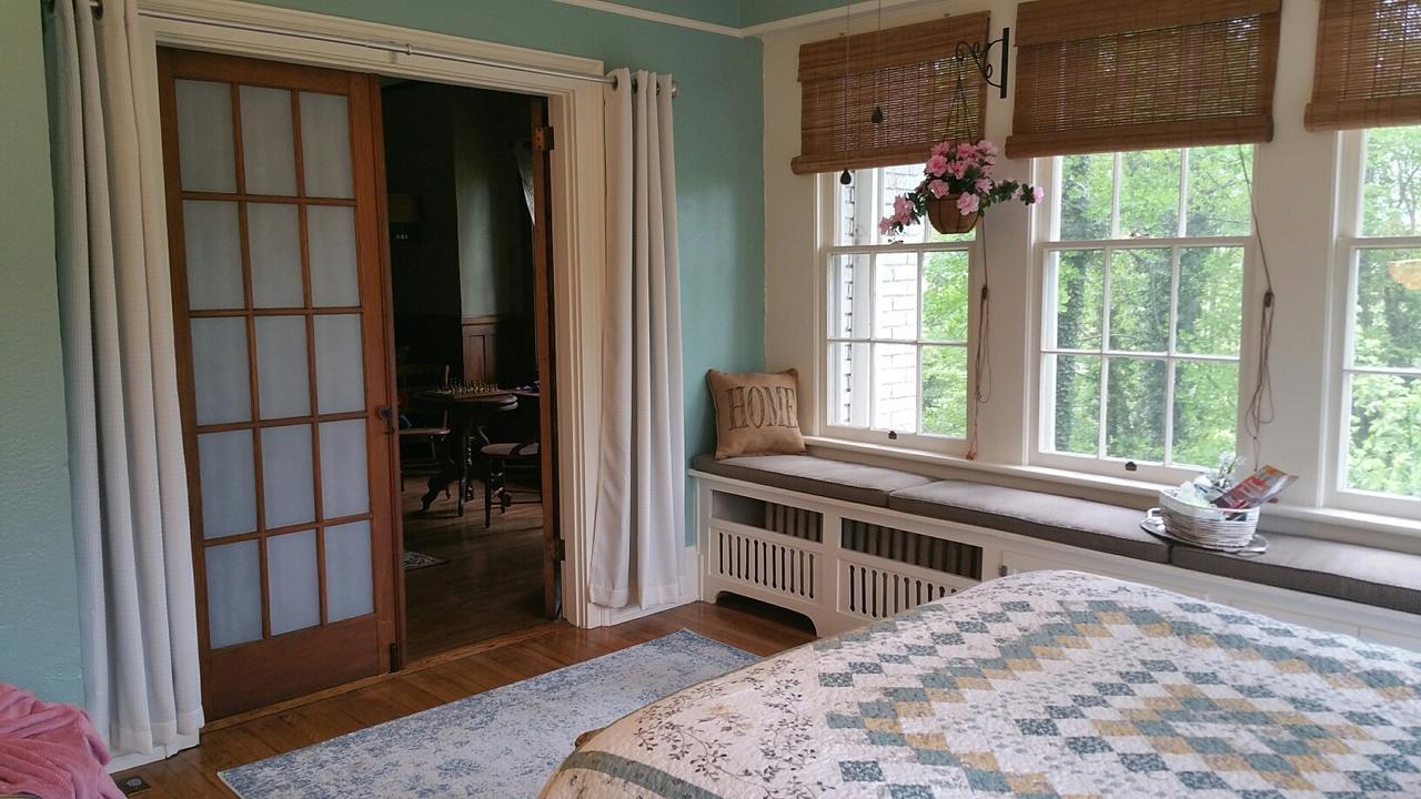 Almost Heaven Bed & Breakfast Waynesville Extérieur photo