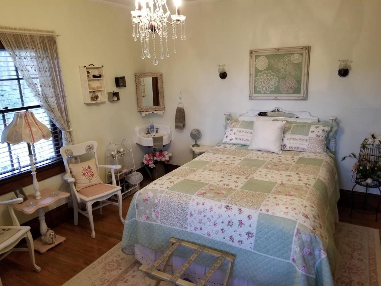 Almost Heaven Bed & Breakfast Waynesville Extérieur photo